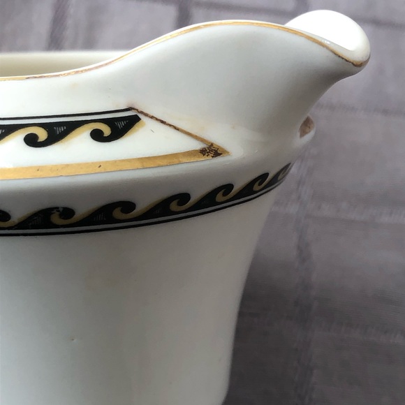 Syracuse China Athena Creamer - Picture 10 of 14